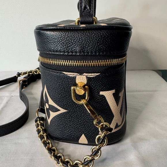 Louis Vuitton Empreinte Monogram Giant Vanity PM Black and Beige - Picture 4 of 13